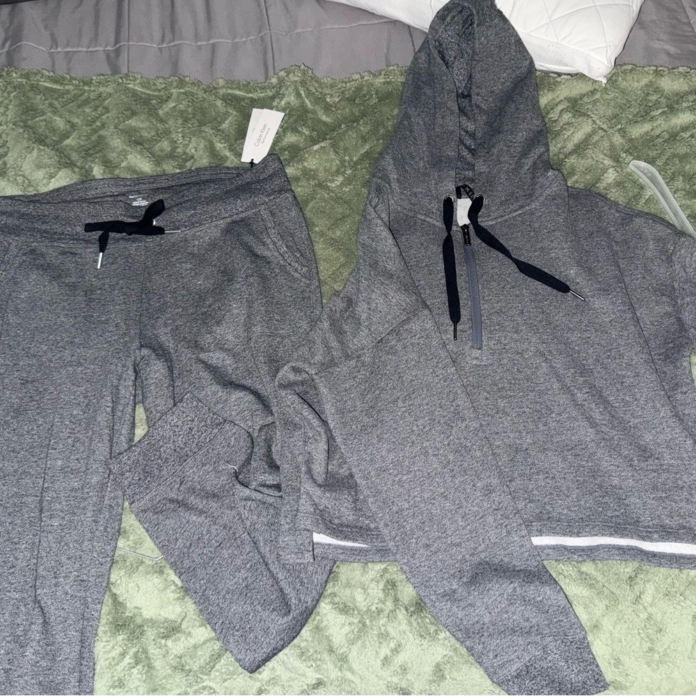 Calvin Klein Performance 2 Pc Set | Crop Zip-Front Long-Sleeve Hoodie & Pants